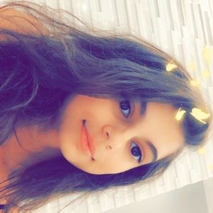 Meet your Posher, Denisa